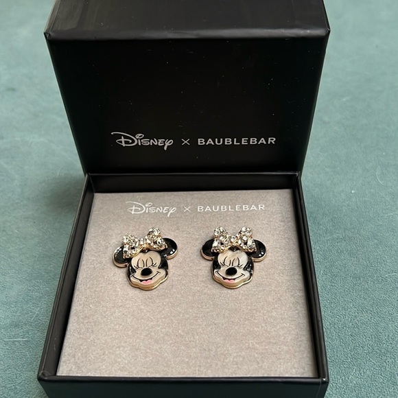 Disney x BAUBLEBAR Minnie Mouse Rhinestone Bow Earrings New - Picture 6 of 6